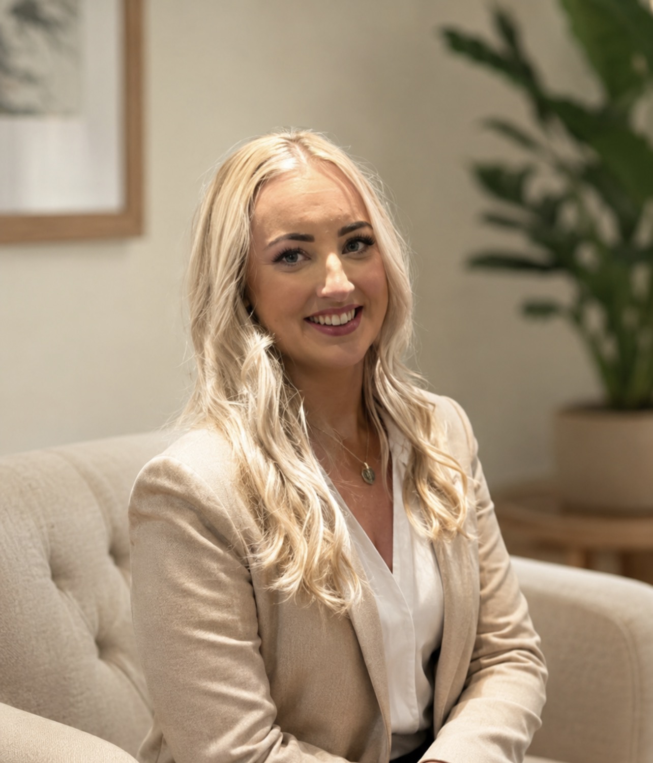 Zoe Whittaker — Adult CBT Therapist